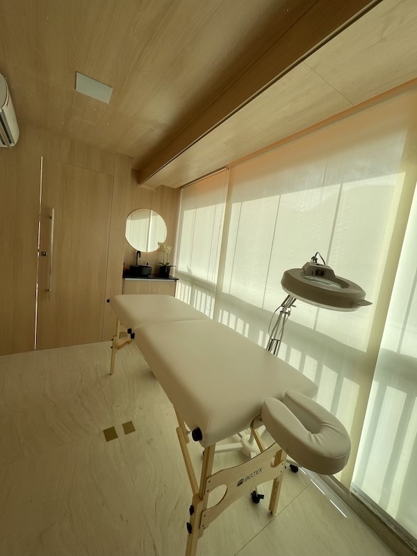 lucho-montellano-clinica-cirurgia-plastica-250